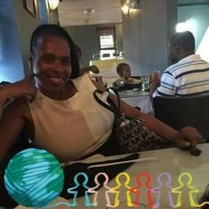 Meet your Posher, Ella